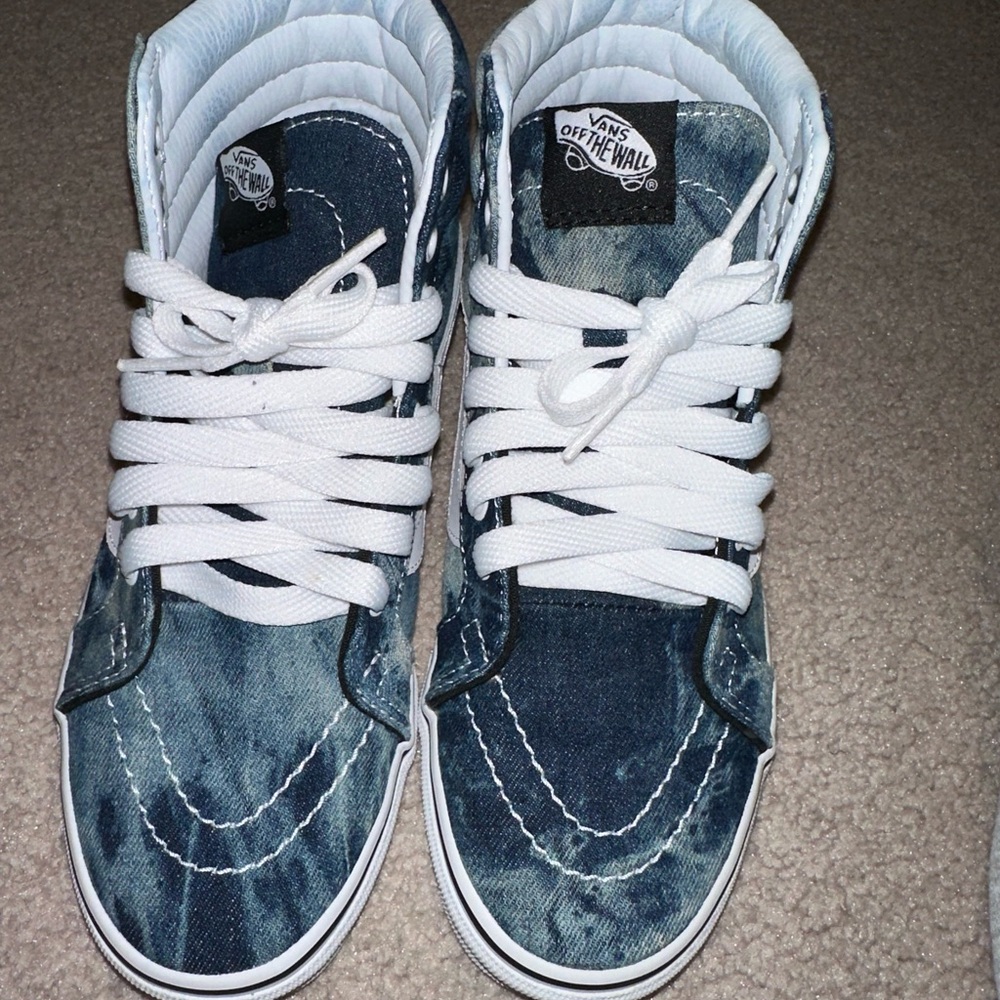High top vans. Denim color.
